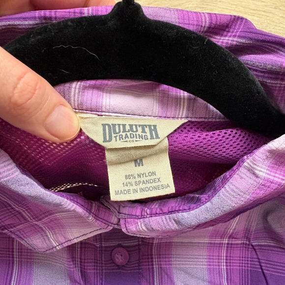 Duluth Trading Co Lightweight Plaid Long Sleeve Button Up Shirt Women's Medium - Picture 4 of 5